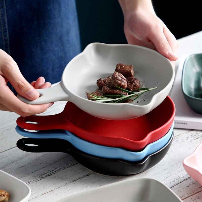 Nordisk ugnstallrik rund fyrkantig dubbelöra med handtag keramisk servis modern hem frukost salladstallrik