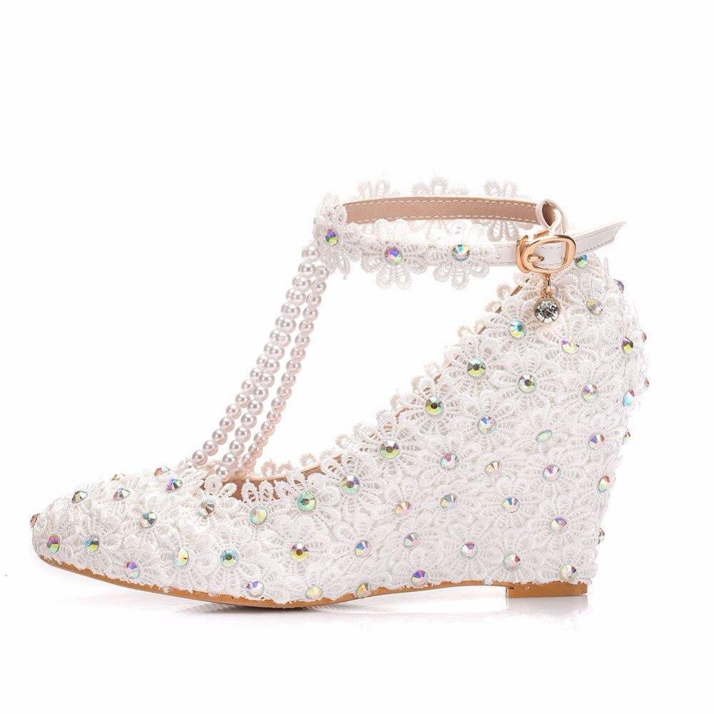 Crystal Queen White Flower Woman Wedding Shoes Lace Pearl High Heels Sweet Bride Dress Shoes Beading Wedges heels Pumps