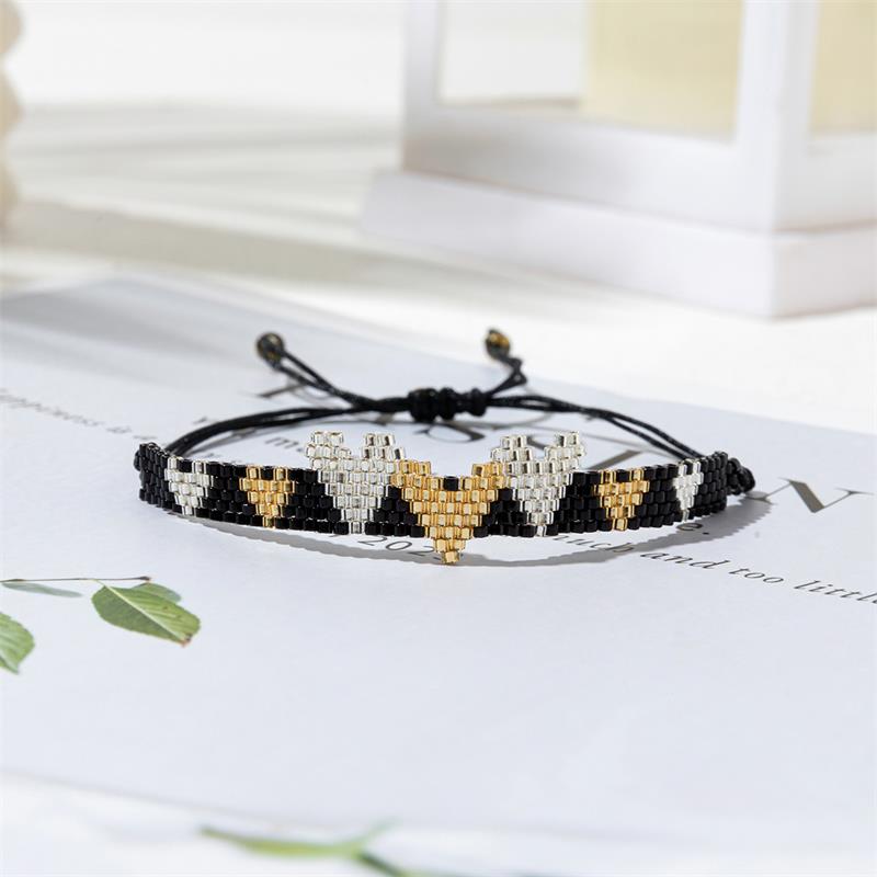 BLUESTAR New Fashion Miyuki Beaded Multiple Heart Cuff bracciale e braccialetti per le donne Lady Jewelry Charm bracciale regalo di san valentino: Stampigliatura