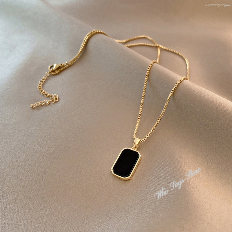 Damski łańcuszek na szyję czarny wykwintny minimalistyczny kwadratowy wisiorek Choker geometryczny naszyjnik łańcuszek do kołnierzyka damska biżuteria Party prezenty