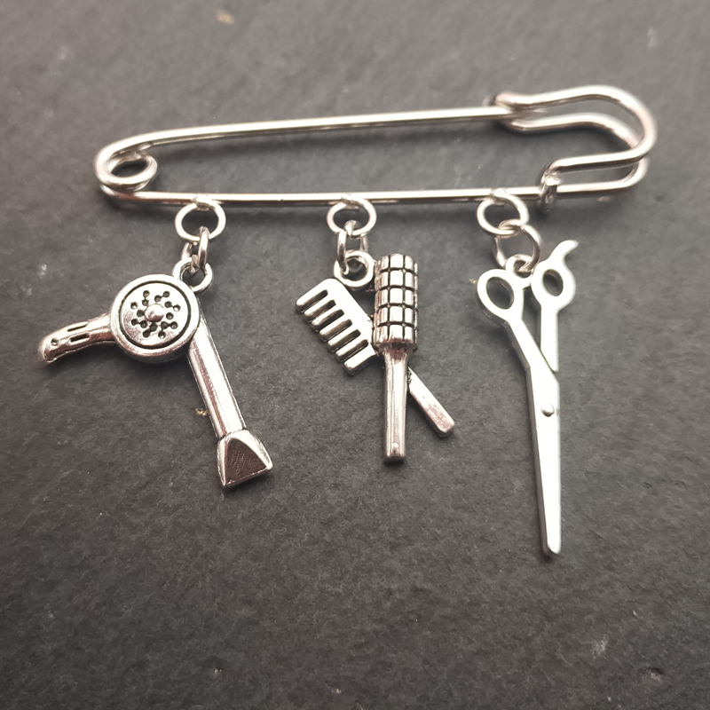 Broche créative pour coiffeur, breloque, personnalité, bijoux, ciseaux de coiffure, peigne pendentif, broche de lavage et de coupe,