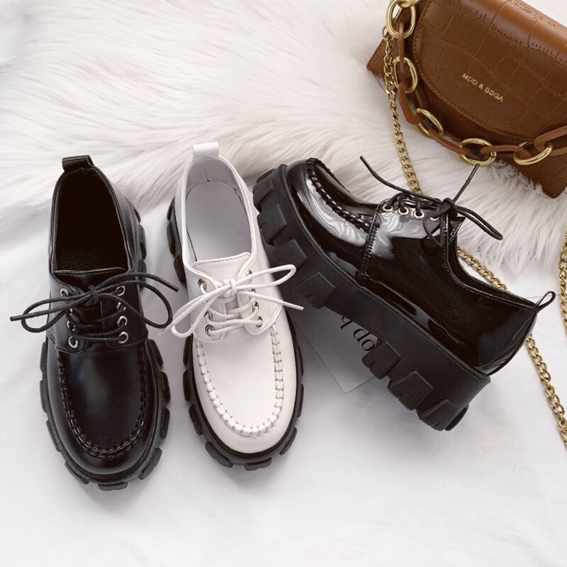 Derbyskor dam skor kvinnlig skor brittisk stil träskor plattform dam rund tå fritidsskor matchande läder