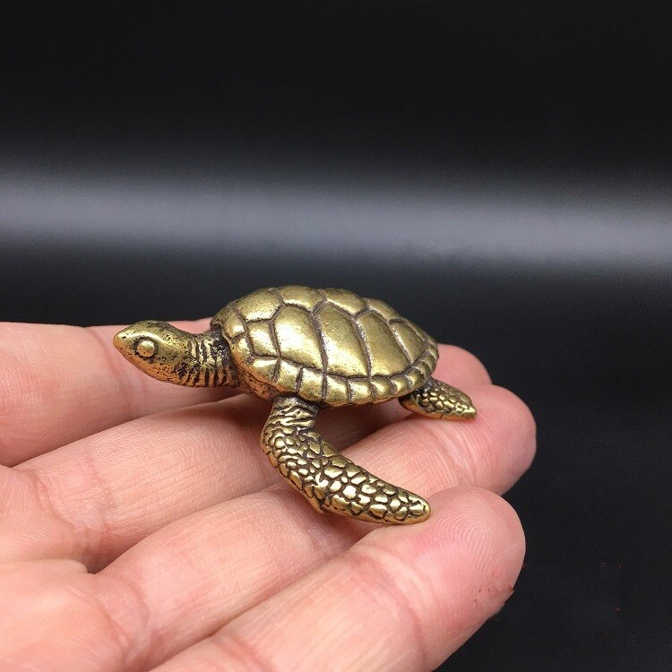Samlerobjekt kinesisk messing udskåret dyr skarabé havskildpadde guldskildpadde udsøgte små statuer