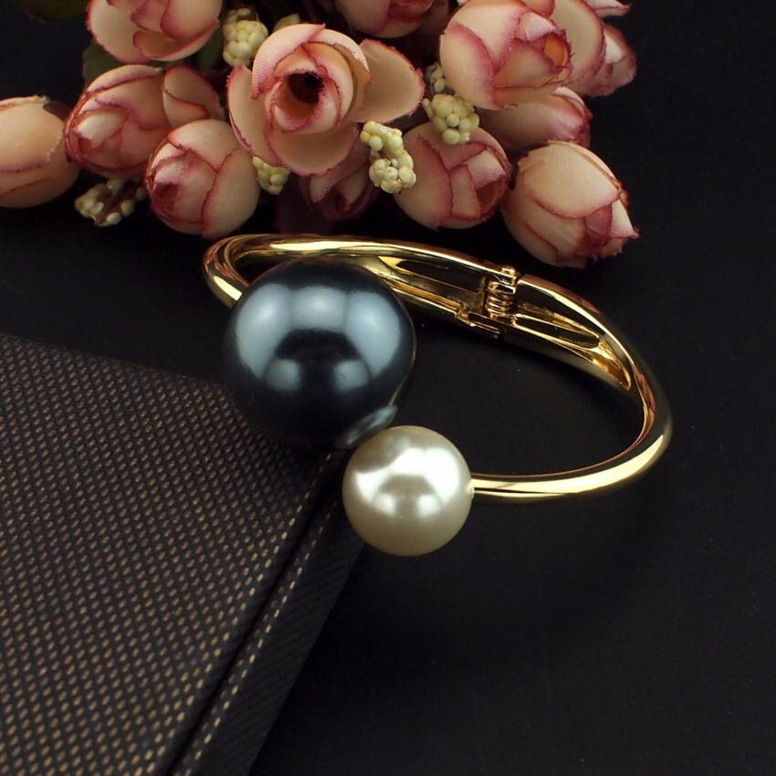 Bracciali Charm MANILAI Donna - Jonc Manicotto Imitazione Perla - Gioielli Statement Trendy: Multicolore