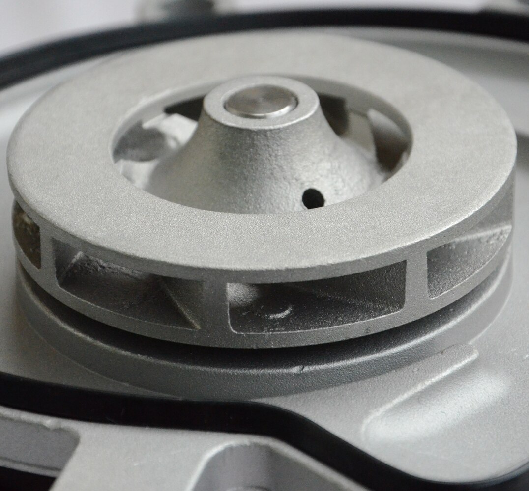 Water Pump for Jeep Commander Grand Cherokee Liberty Dakota Nitro Ram 1500 V6 V8 53020873AC