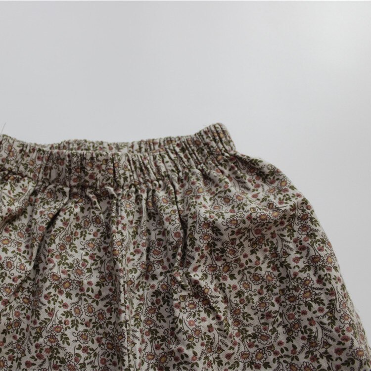 Nuovi pantaloni stampati floreali per bambini primavera estate pantaloni per bambini in lino di cotone stile coreano