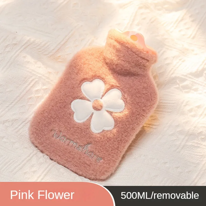 Bottiglia di acqua calda in flanella scaldamani invernale carino bottiglia d'acqua Kawaii per ragazze bottiglie calde portatili per letto a mano in vita 500/1000ml