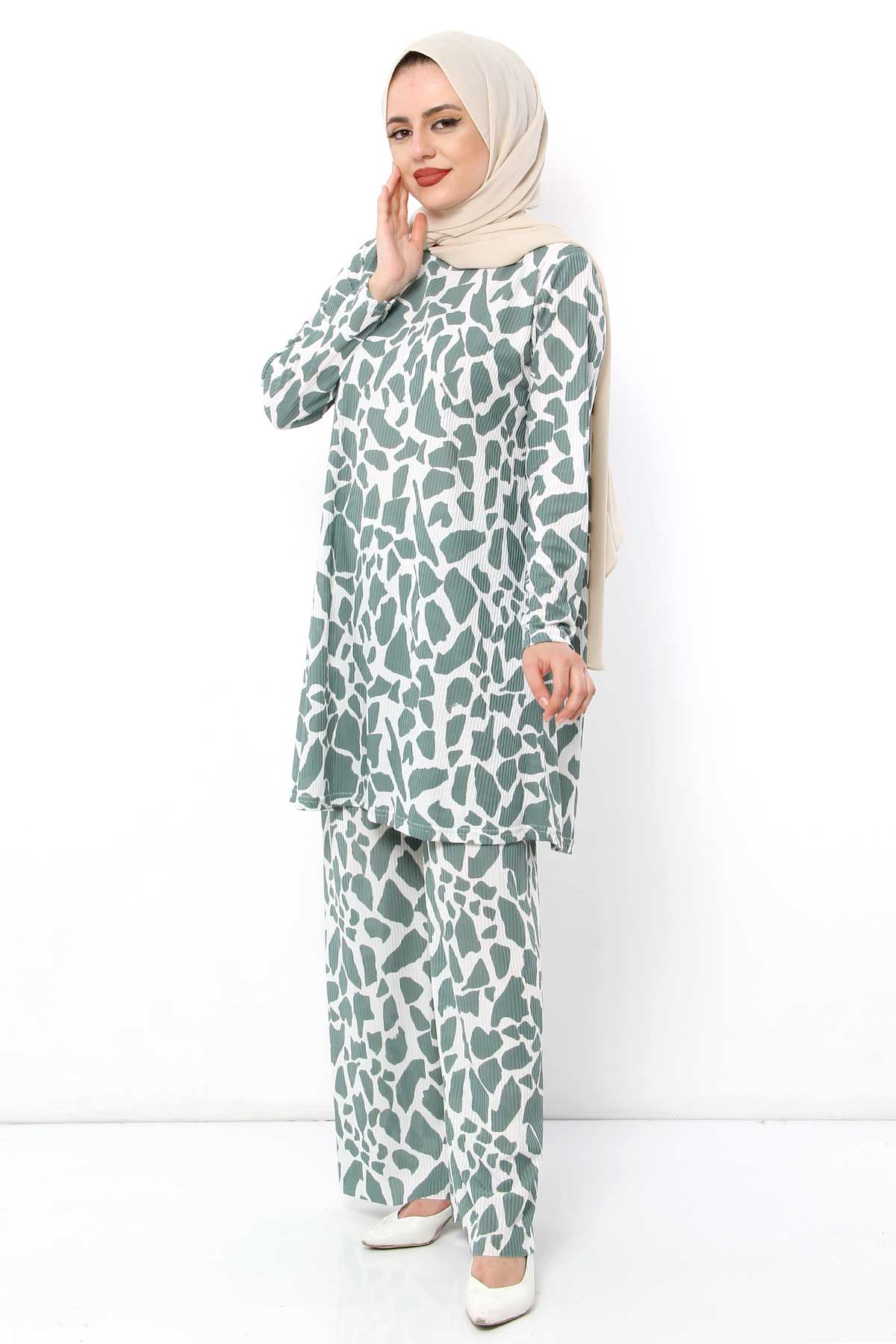 Leopard print Dual Hijab Suit TSD4116 Green