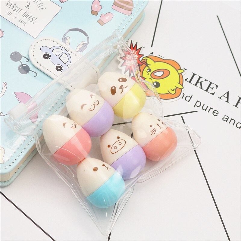 Paddestoel met glinsterende stippen: Gratis kawaii kleurplaat downloaden