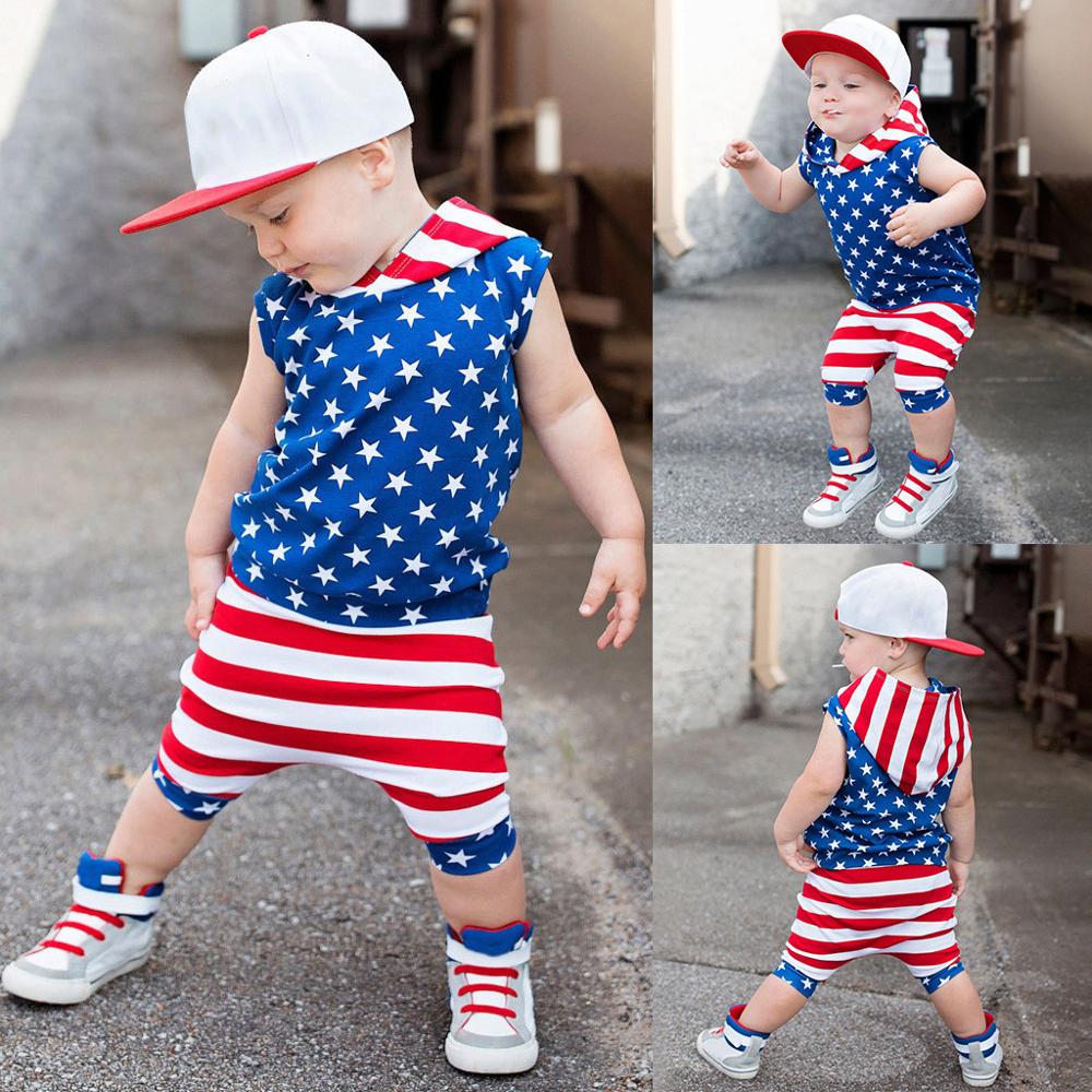 Del bambino Del Bambino Dei Ragazzi Abiti Set 4th of July Stelle A Strisce Patriottica Con Cappuccio Magliette E Camicette Shorts Abiti Americano Independence Day
