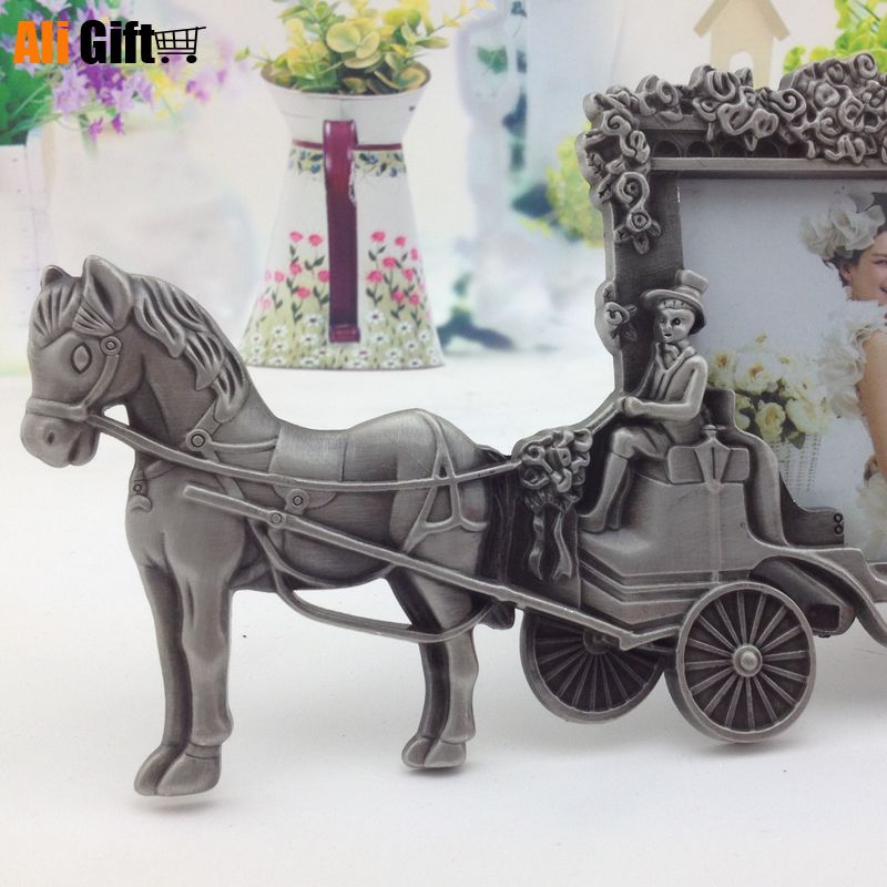 5 Inch Classic Horse Carriage Photo Frames for Picture European Metal Foto Frame Table Decor Birthday Wedding Shadow Box