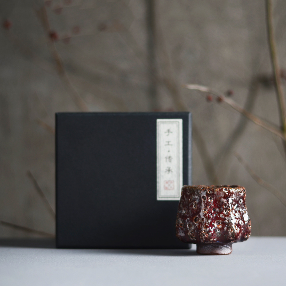 Jingdezhen ren handgjord lava röd låga liten teskål mal zhiye brinnande japansk mästarkopp gammal sten lera tekopp