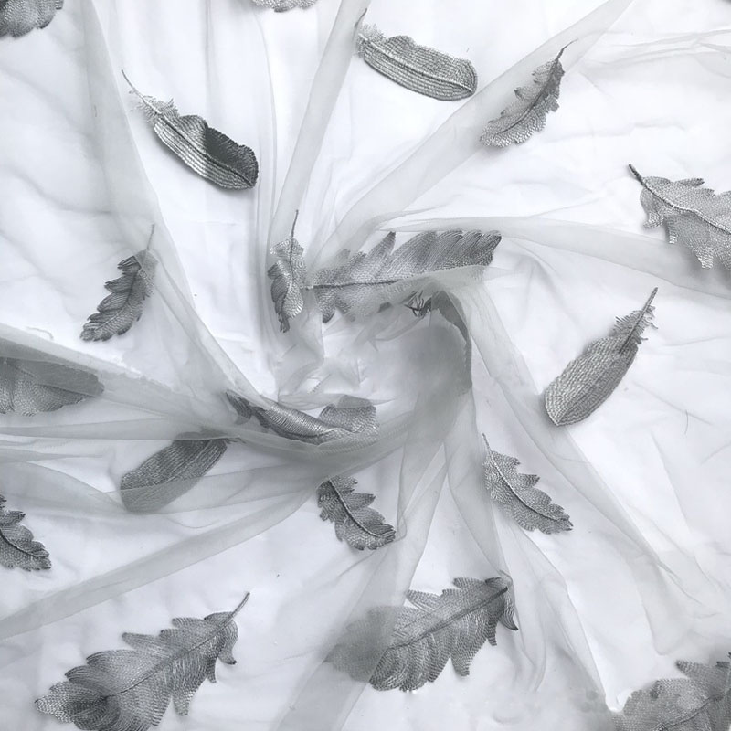 Tylli pehmeä kirjailtu iso höyhen pitsi verkkokangas vaatetus mekko kirjonta vaatekangas harsokangas: L / Harmaa