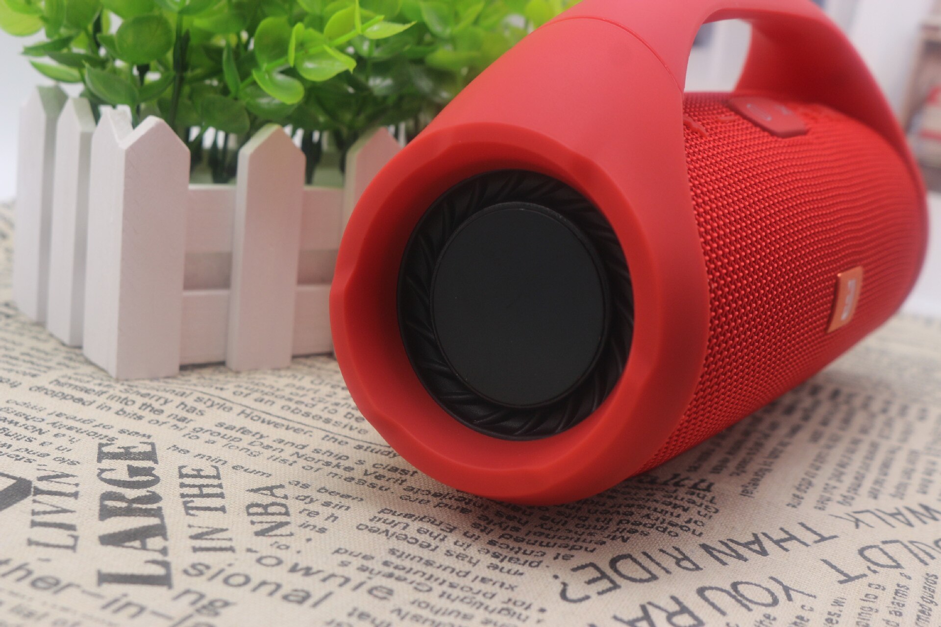 Kannettava langaton kaiutin ulkokäyttöön hifi basso äänilaatikko bluetooth kaiuttimet stereo subwoofer fm radiolla tf  mp3