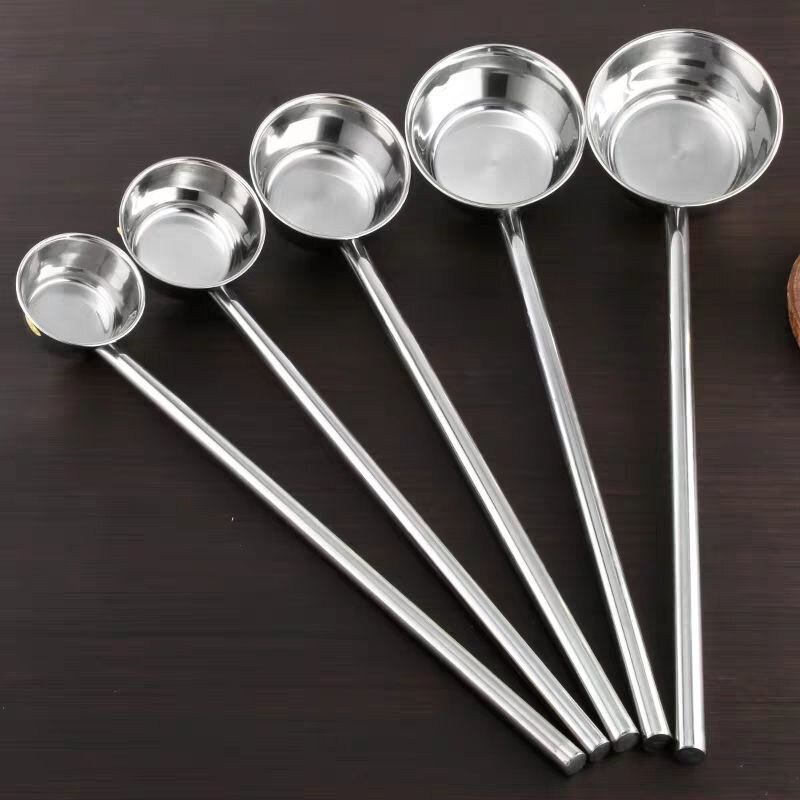 Stainless Steel Long Handle Water Scoop Kitchen Tools Tableware Chefs Special Tools for Kitchen Utensils Big Spoon 304 E11855