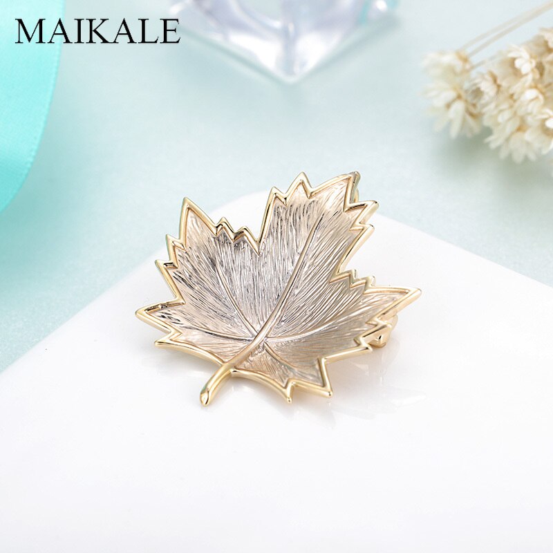 MAIKALE Vintage Metalen Broche Pin Goud Zilver Kleur Maple Leaf Broches voor Vrouwen Sjaal Pak Shirt Meisjes Tas Hanger Broche