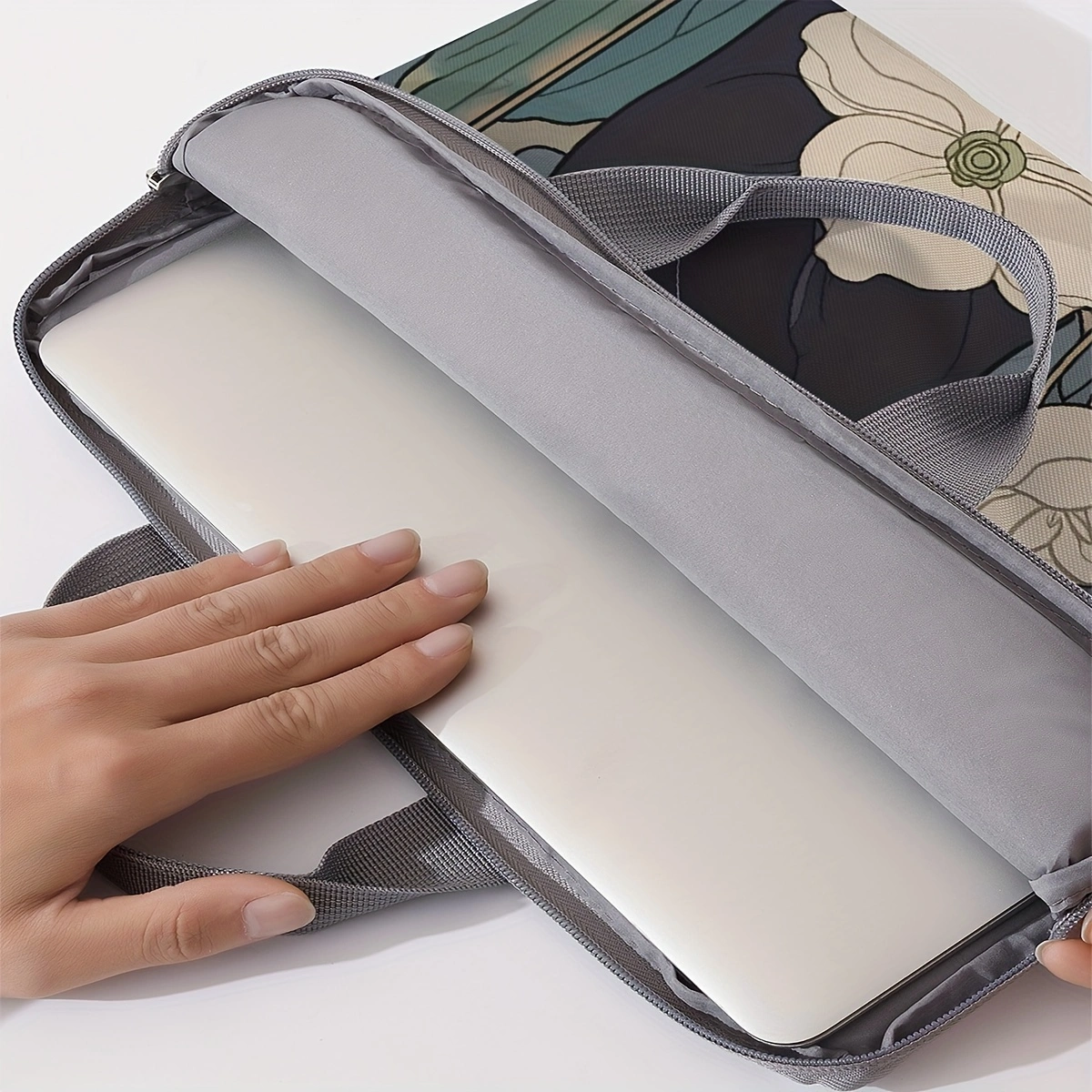 1pc，Two styles, Camellia Black Cat Pattern Printed Laptop Bag Soft Laptop Fabric Cover suitable for 14 inch laptops