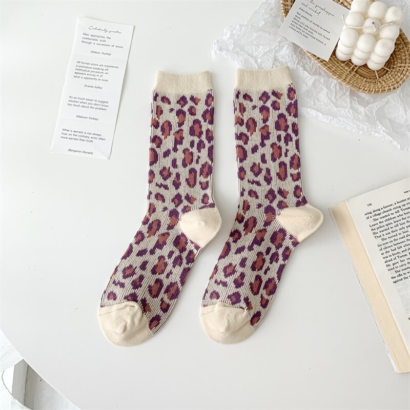 Dame strømper kæmmet bomuld 1 par hjerte åndbar trendy leopard piger lange sokker женские носки: Lilla 5