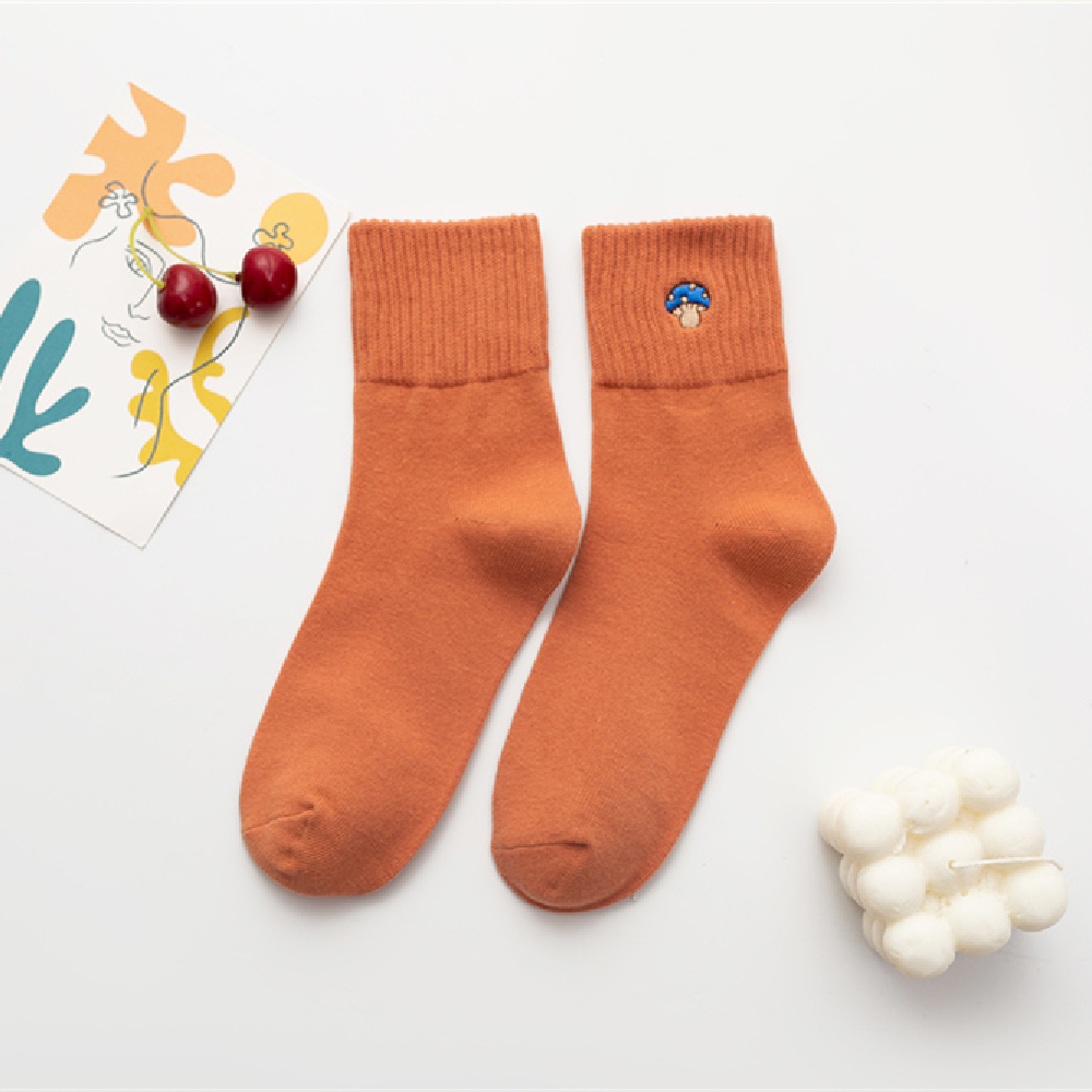 Nouvelle broderie mignon dessin animé champignon à motifs chaussettes décontracté Hipster unisexe drôle de noël Sokken directe: BLEU CIEL