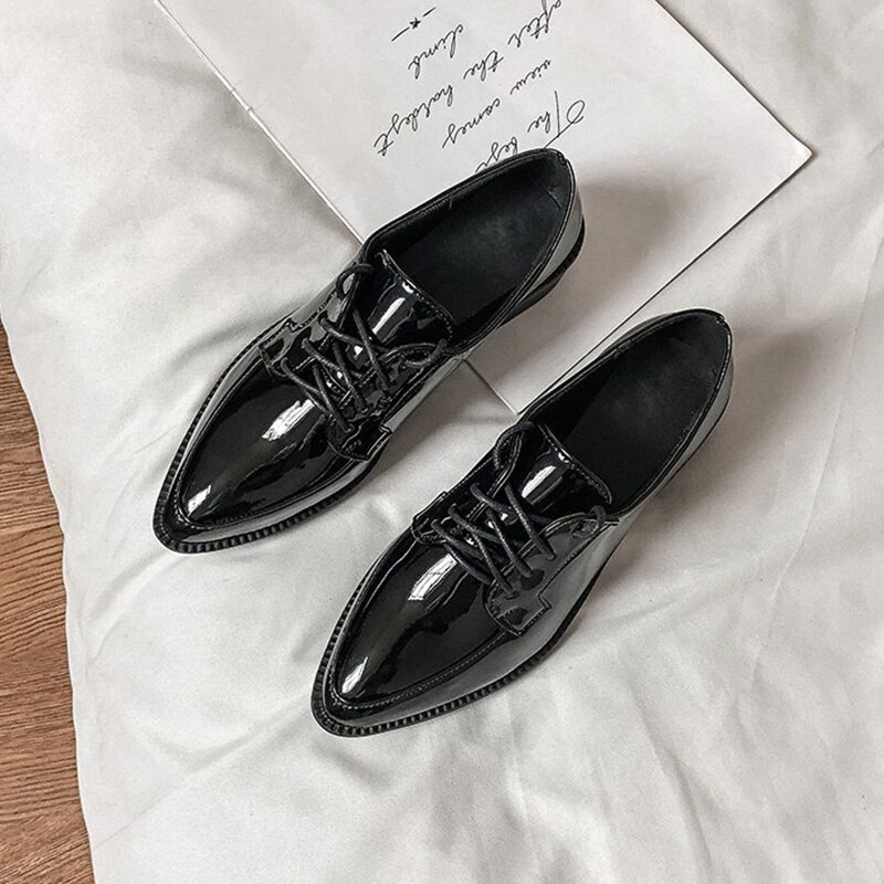 Pointed Toe Lace-up Oxford Shoes