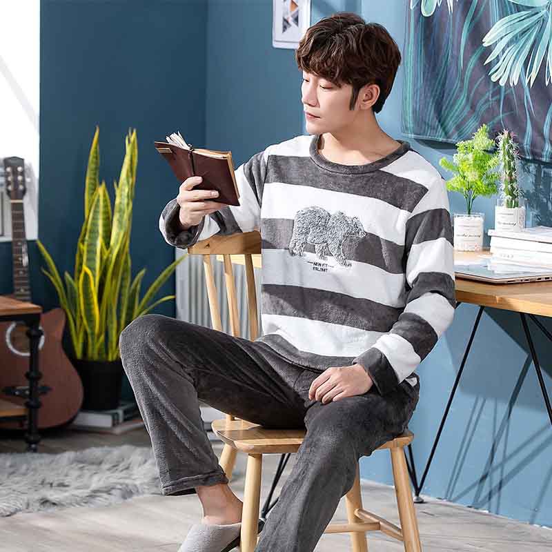 Pijamas gruesos cálidos para hombre, traje de franela gruesa de talla grande, ropa de casa informal de manga larga, forro polar coral, otoño e invierno, novedad de 2022