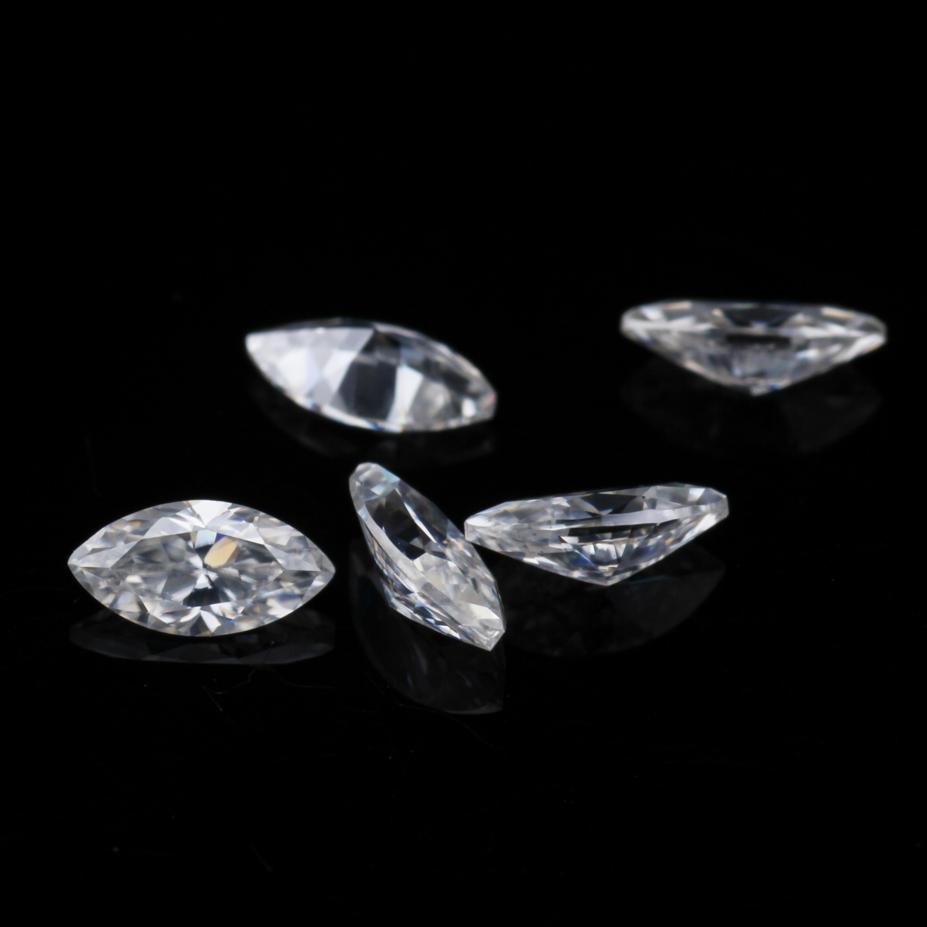 Starsgem liten storlek marquise 2*4mm ef test positivt moissanite pärla lös moissanite sten för gör-det-själv märkning