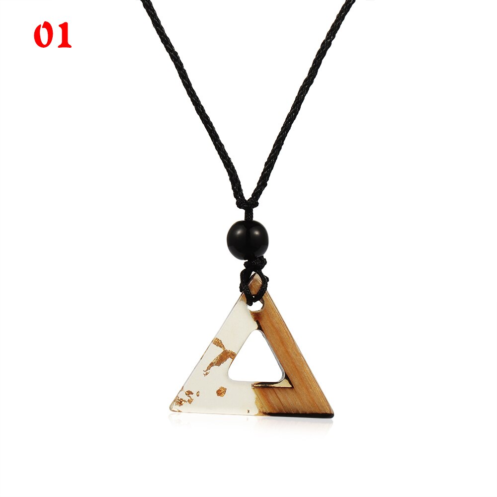 Handmade Resin Wood Pendant Necklace Wooden Vintage Carved Coin Necklace Medal Chain Double Layered Necklace Pendant Choker: Triangle  white
