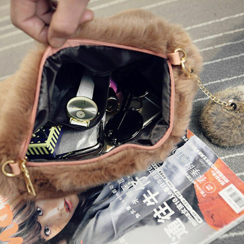 Crossbody Tassen Voor Vrouwen Pluizige Bont Faux Zakken Mode Vrouwelijke Schoudertas Pack Pompom Handtas Tote Dames Reizen Messenger Bag