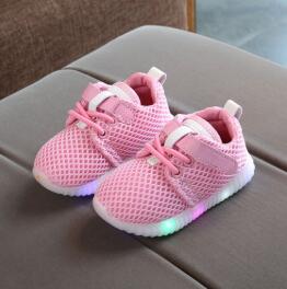 Baby Jungen Mädchen LED Schuhe Kinder Licht Up Luminous Trainer Casual Sport Turnschuhe Größe 21-25: pink 25