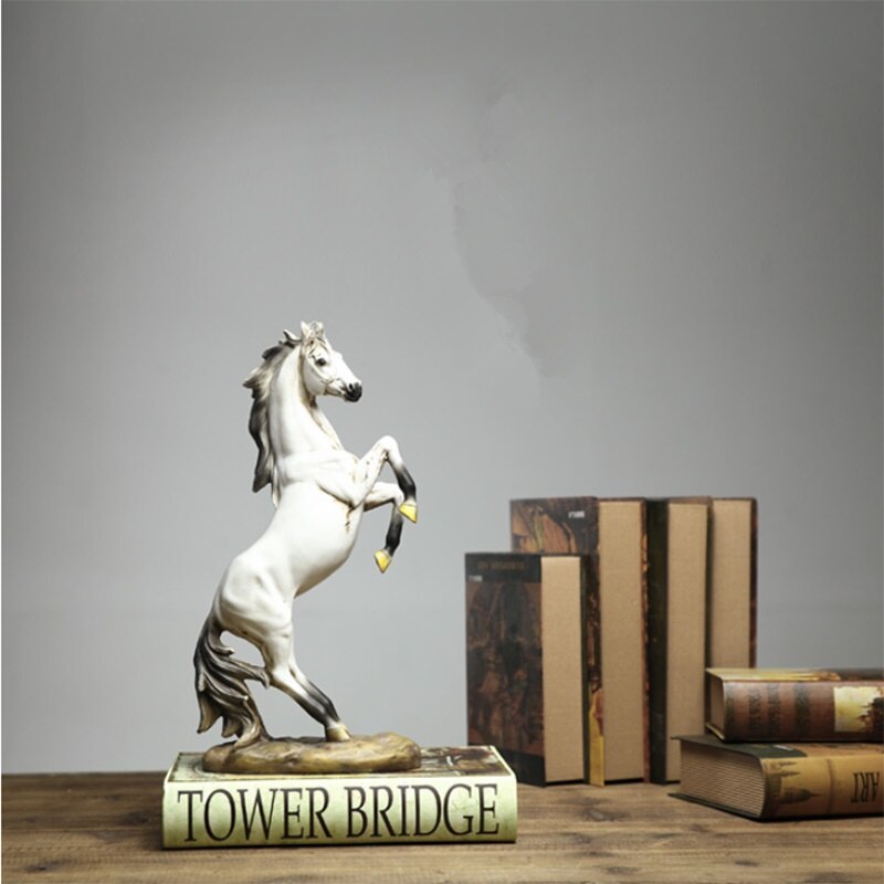 European War Horse Sculpture Statue Resin Home Decoration Accessories Domineering Animal Statue Modern Craft Statue
