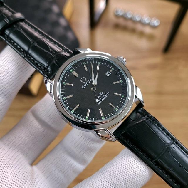 Omega- Brand Automatische Mechanische 007 Horloges Mannen Waterdichte Skeleton Polshorloge Met Vrouwen Mannen Lederen Band: 11