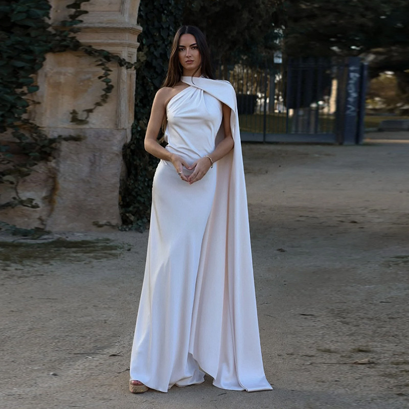 Sexet satinbånd festkjole kvinder halterneck rygløs off-shoulder ærmeløs kvindelige kjoler sommer solid kåbekjole: Xl / Guld