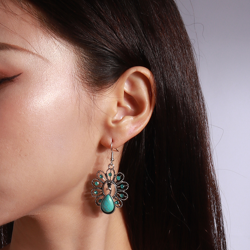 Orecchini pendenti etnici con pavone turchese per le donne Orecchini pendenti con animali in cristallo colore argento tibetano bohéaspetto Regalo di gioielli per ragazze