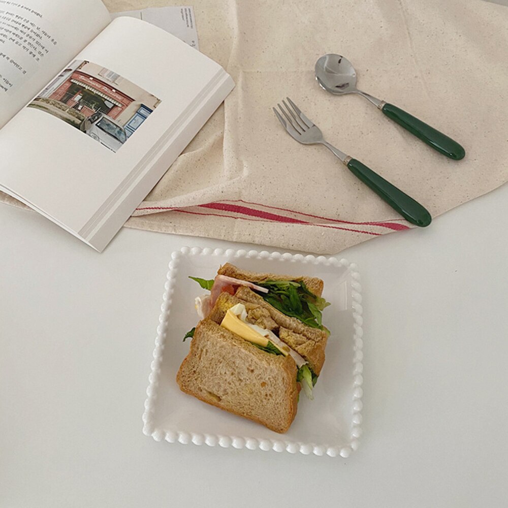 Assiettes à salade de fruits en céramique, assiette à Dessert, motif de gaufrage, plat à gâteau, assiettes blanches, service de vaisselle, accessoires de cuisine 1 pièces: Square plate