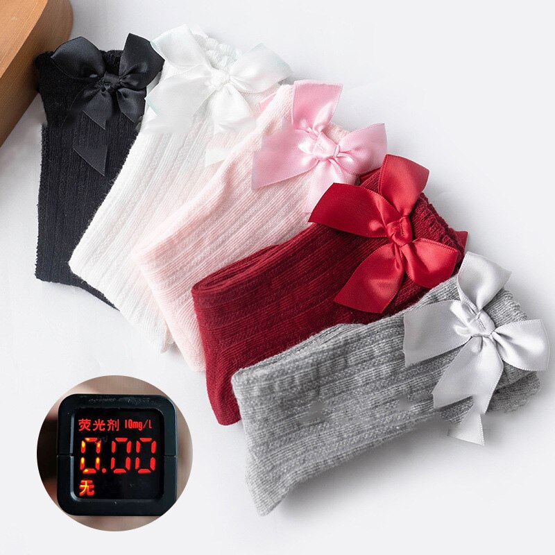 Neue Mädchen Einzigen Farbe Streifen Strümpfe blasiert Mund Strümpfe Baby Bowknot Baumwolle Rutschfeste Kleinkind Aktien Spitzen Strümpfe