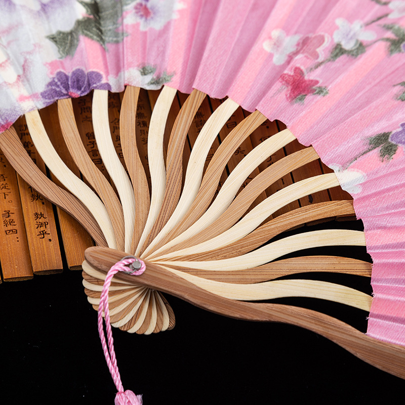 Chinese Classic Folding Fan Hand Held Fan Bamboo Paper Folding Fan Party Wedding Decor Vintage Portable Dance Folding Hand Fans
