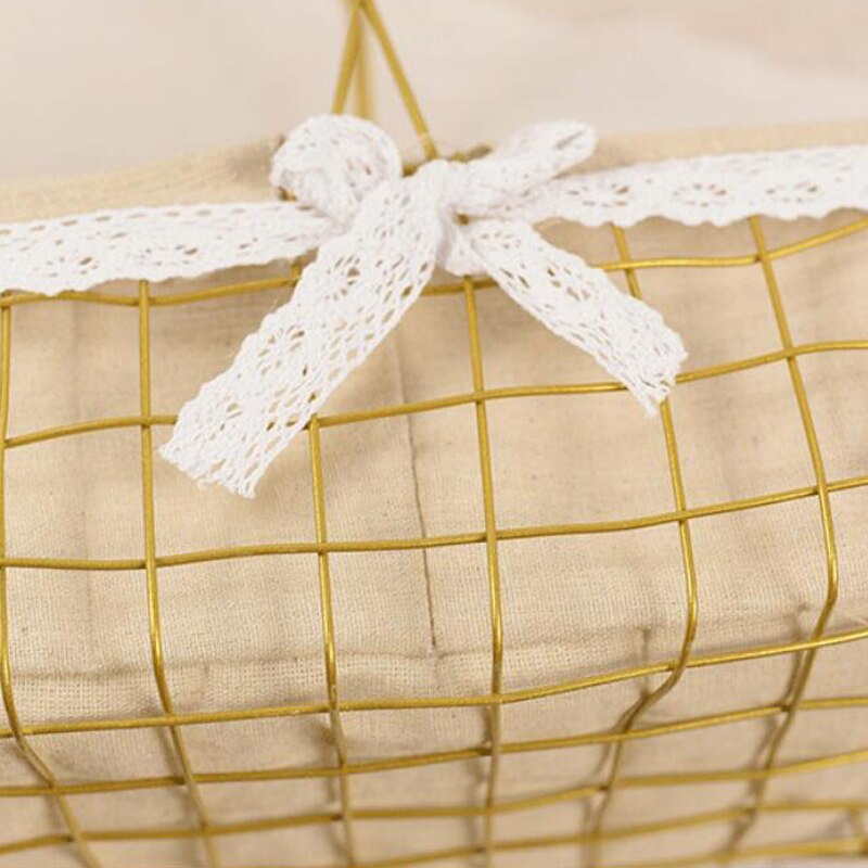 Goldene Korb Tragbare Metall Rattan Picknick Korb Hause Blume Anordnung Strauß retro Hochzeit Kranz Dekoration Lagerung Korb