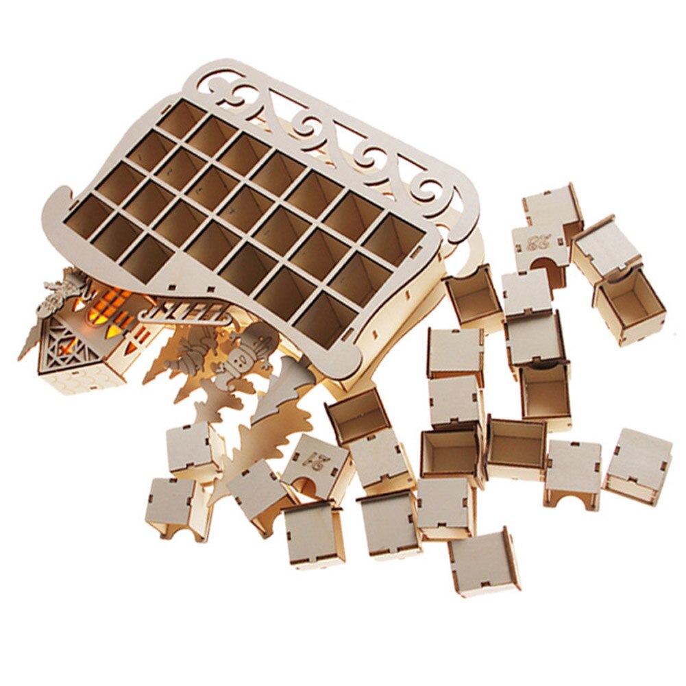 Träprydnad släde pyssel hantverk jul skrivbord kalender event festival låda vardagsrum kontor hem