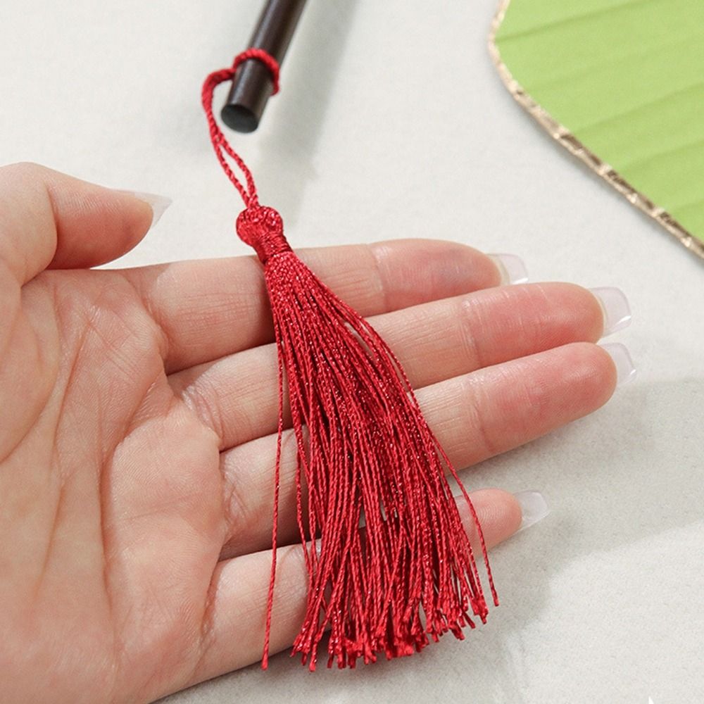 Klasyczny bambusowy wachlarz z papieru, dekoracyjny wachlarz w stylu chińprzejrzeć z papieru ryżowego z frędzlami, wachlarz ręczny, rekwizyty robić występów.