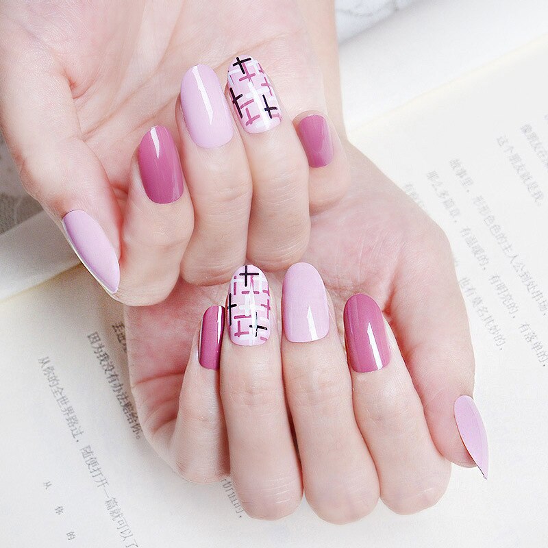 24 Stks/set Nep Nagels Druk Op Meisjes Vinger Schoonheid Valse Nail Art Tips Bright Shining 3D Diamond Inzoomen Franse nail Art Tips: D13 and 0.2g glue