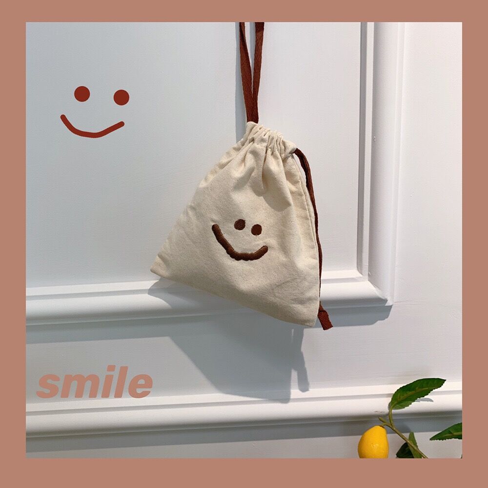 Bentoy Milkjoy, sacoche ours sourire coréen de chien, mignon sac de rangement à domicile, étui cosmétiques pour filles, sacs avec support de lavage: white