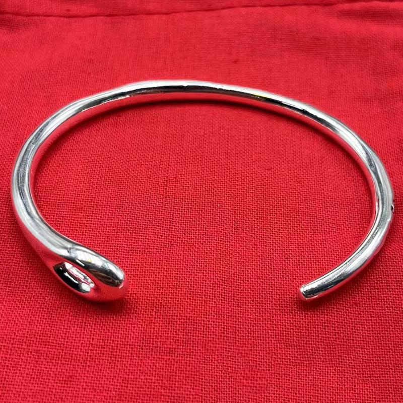 Bracelet de bijoux de luxe pour dames, léger, espagnol, , accessoires exquis, fête, de ,: Titane plaqué