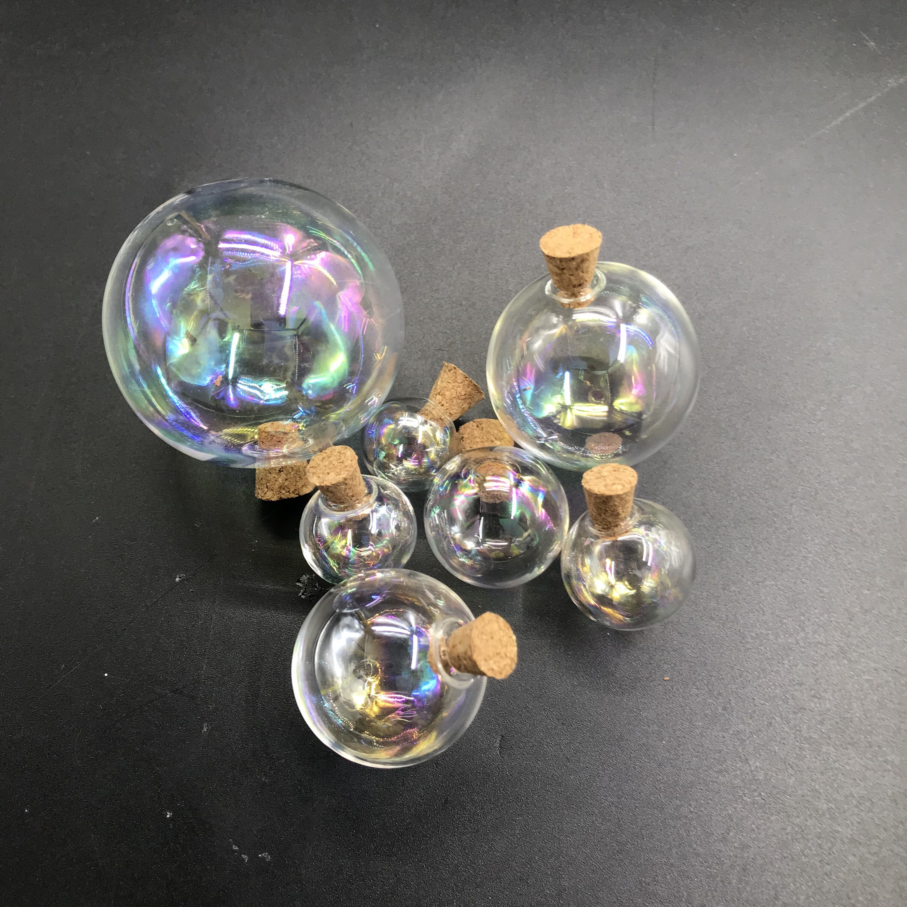 5pcs 14-40mm Rainbow glass round ball bottle with cork glass vial pendant necklace perfume oil glass globes dome wedding decor