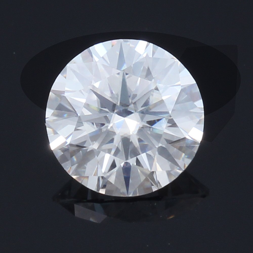 Transgems 1 Piece 5.5mm F Color Moissanite Loose Stone Equivalent Diamond Carat Weight 0.6ct Shiny Moissanite for Jewelry Making