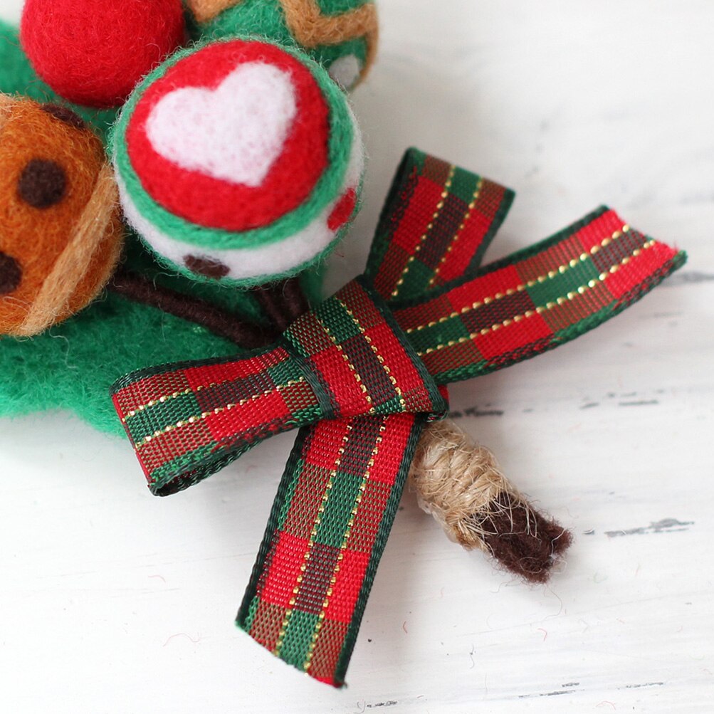 GUANDIN,Wool Felt DIY Package For Christmas Decoration,Berry Wreath,Walking Stick,Lollipop,Non-Finished Item,Handmade Material