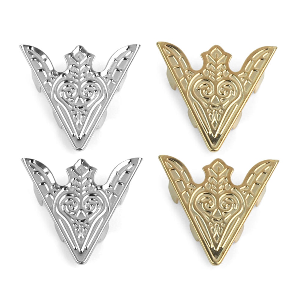 2 Pairs Shirt Collar Clip Retro Antiqued Punk Metallic Light Gold White Blouse Shirt Metal Pointed Collar Clips Wing Tips