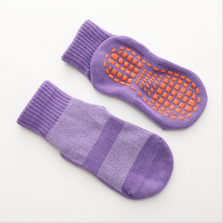 Anti-slip Sok Jongens meisjes Zachte Kamer Vloer binnen buiten Party Game Korte Trampoline slang Baby Antislip Sokken Kinderen sokken: Purple Socks / 5 To 10 Year