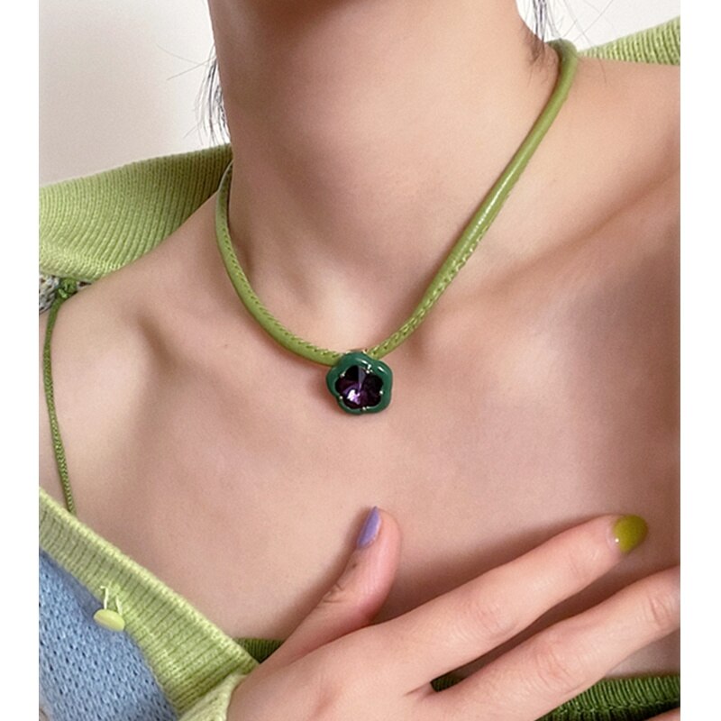 INES nuovo colore cuore fiore iperbole zircone girocollo in pelle collana clavicola per le donne ragazze festa gioielli di moda HANGZHI 2021
