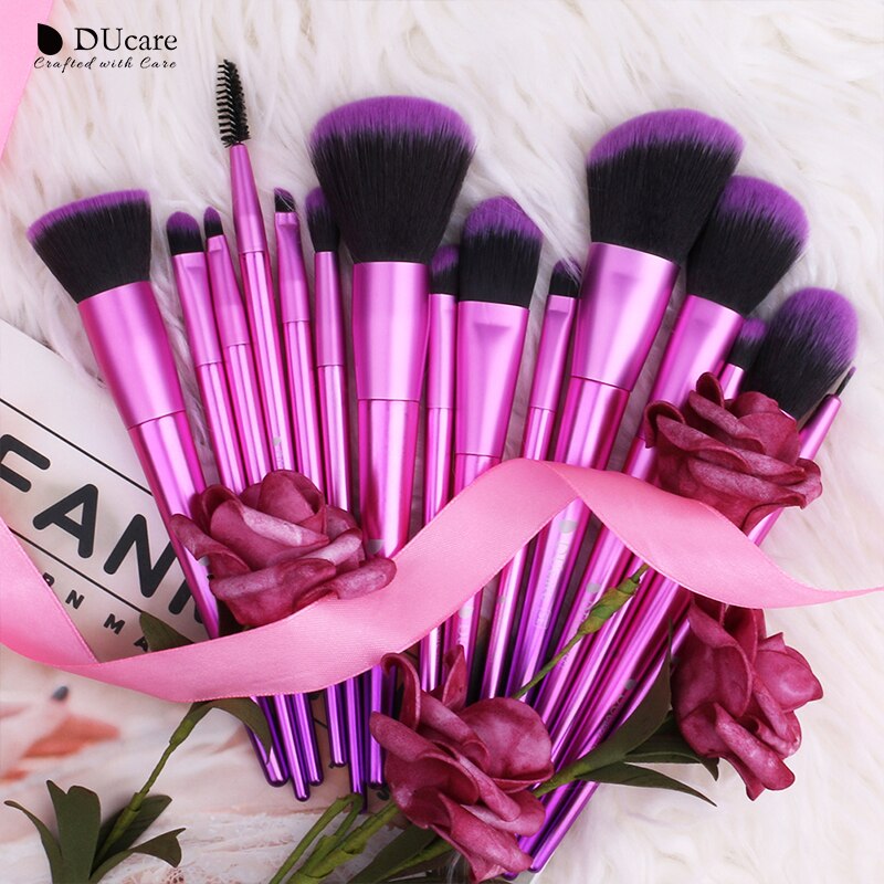 Ducare make-upkwastenset 15 stuks synthetisch haar voor make-up oogschaduw foundation poeder blush set beauty noodzaak