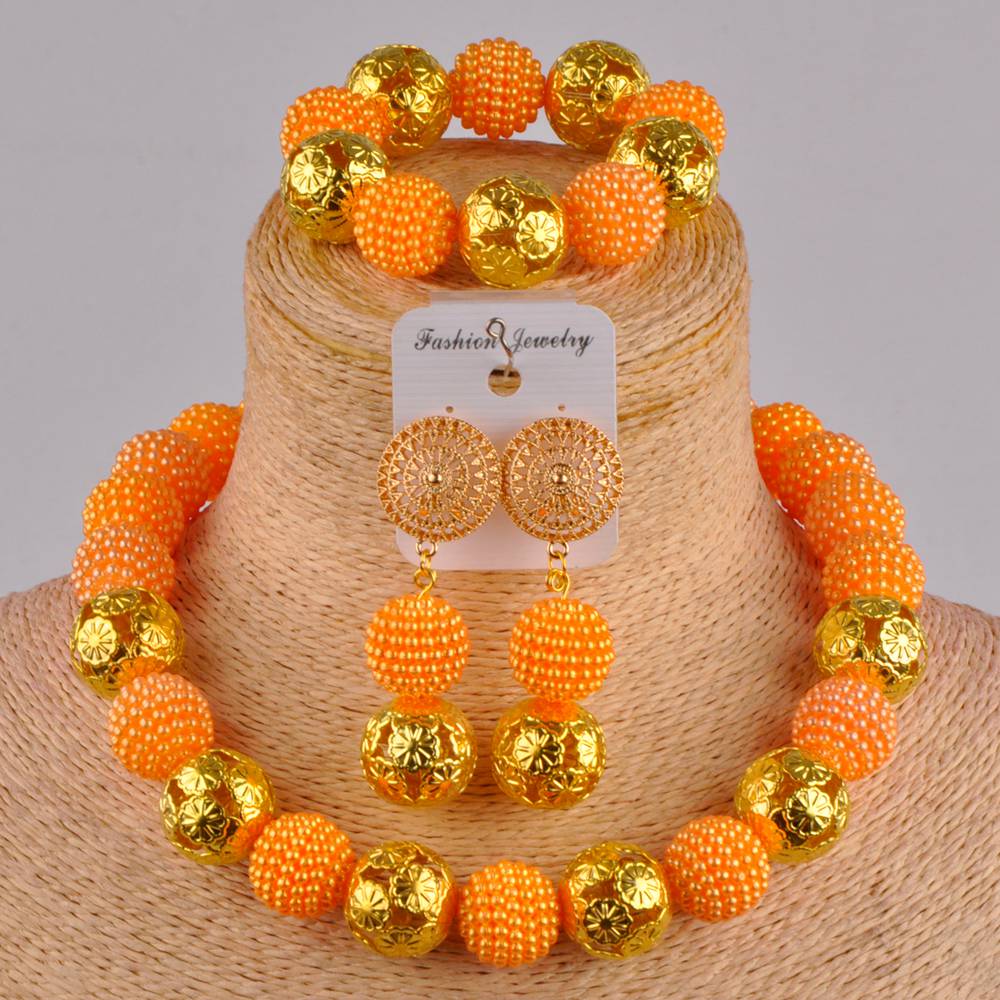 Klassieke nigeriaanse trouwsieraden, afrikaanse bruidsjurkaccessoires, perzikkleurige imitatieparelkettingset (az -77): Licht oranje